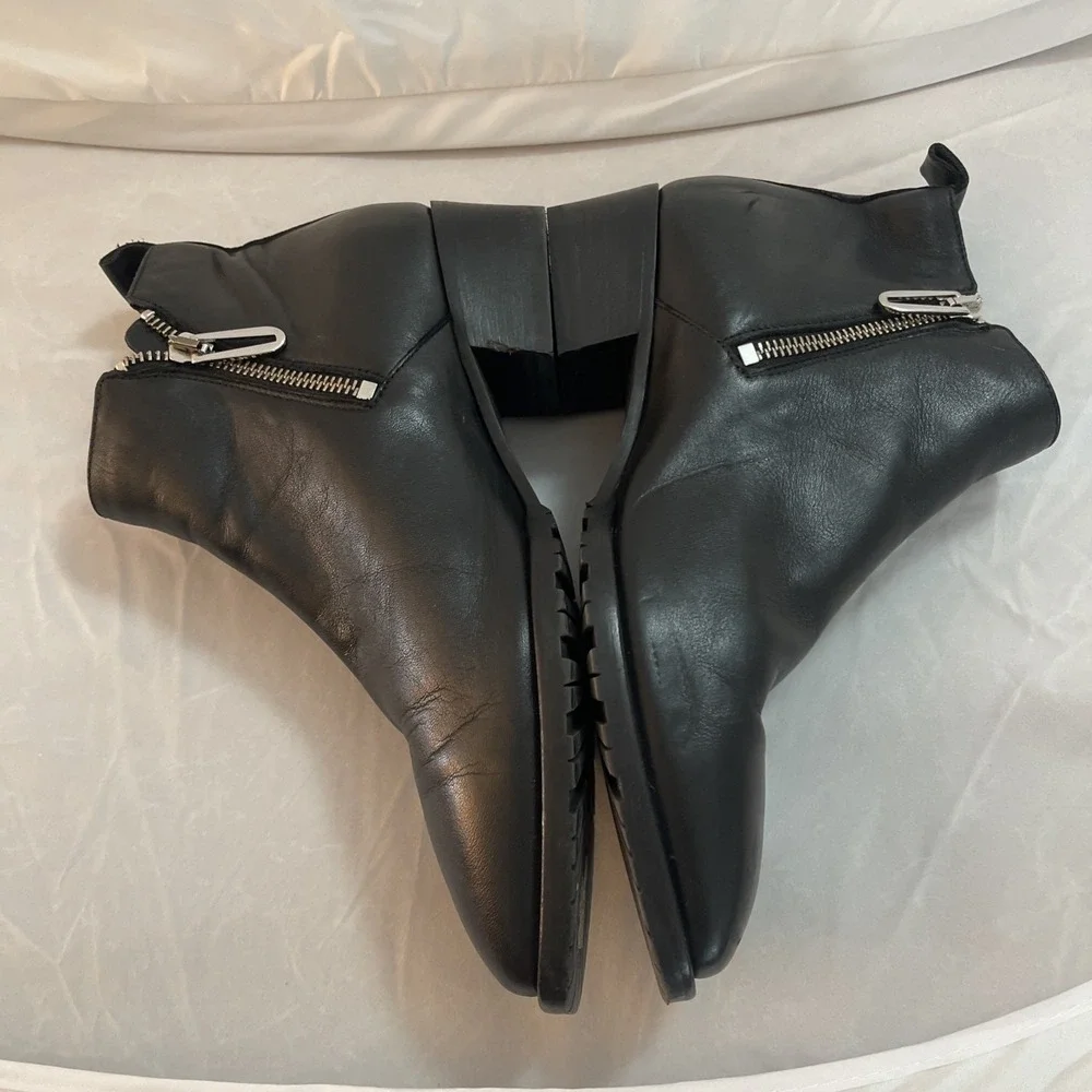 Aquatalia Fantina Weatherproof Bootie Black Leather Women‎ 8.5M RUNS SMALL Italy